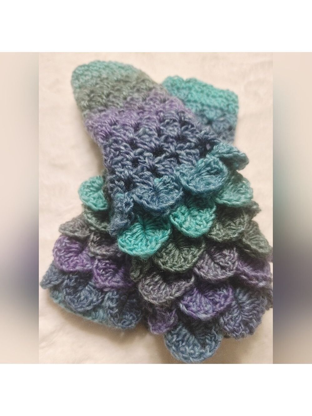 Just in! Handmade Dragonscale Fingerless Texting Gloves/Armwarmers Purple/Teal